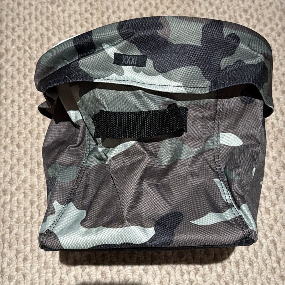 Thirty One Bag Organizing Bin Round Tote in Camo - Picture 2 of 7